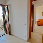 Aquaro Apartment *